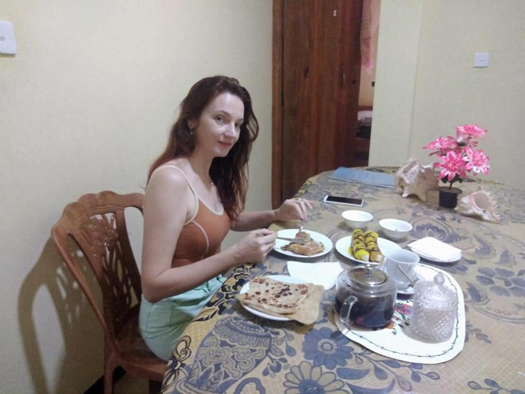 Hello Super Hostel Элла Экстерьер фото