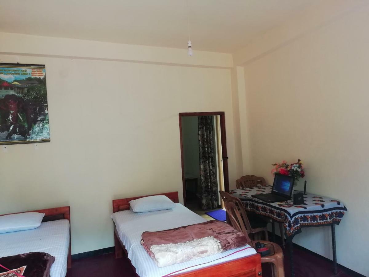 Hello Super Hostel Элла Экстерьер фото
